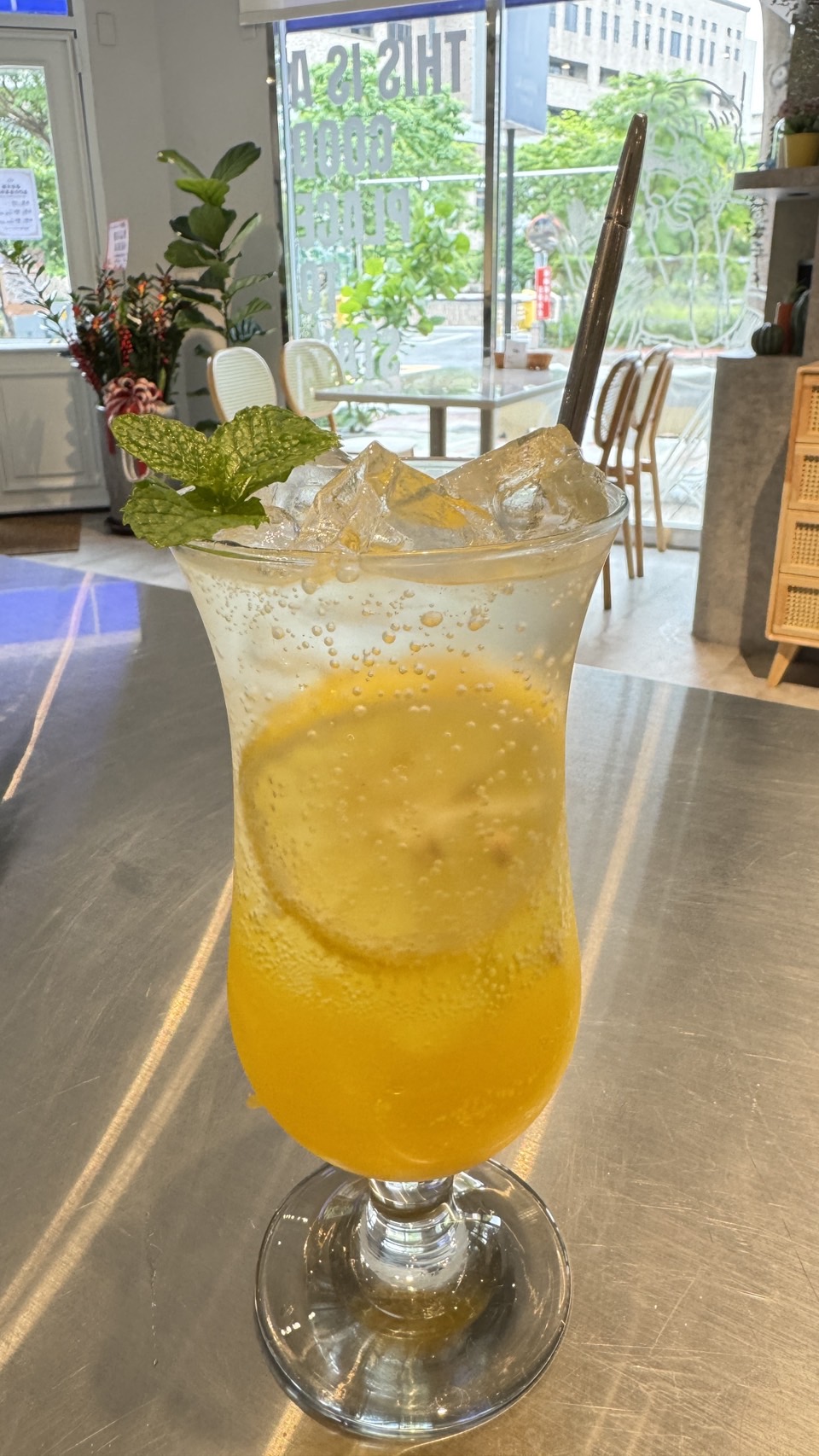 芒果氣泡飲